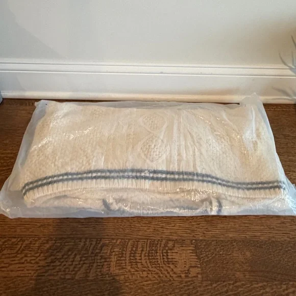 NWT Official Taylor Swift Folklore Cardigan July 2024 Drop XL/2XL Unopened! - Picture 5 of 7